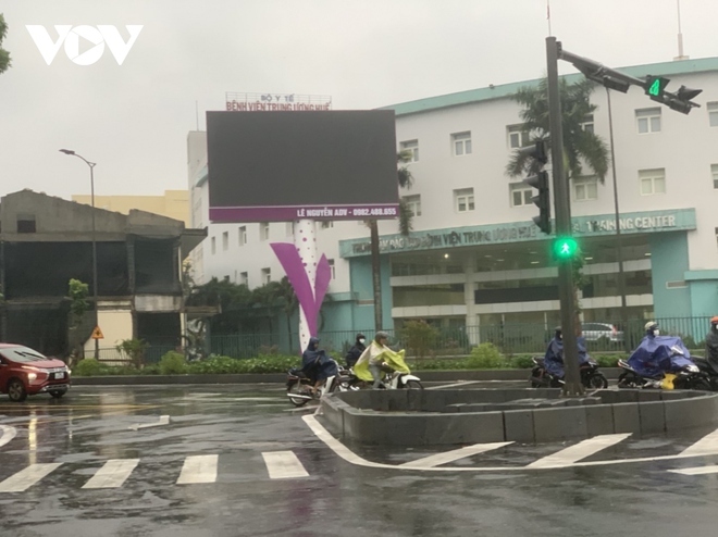 Người d&acirc;n miền Trung sẵn s&agrave;ng t&acirc;m thế khi b&atilde;o số 4 đổ bộ - Ảnh 81.
