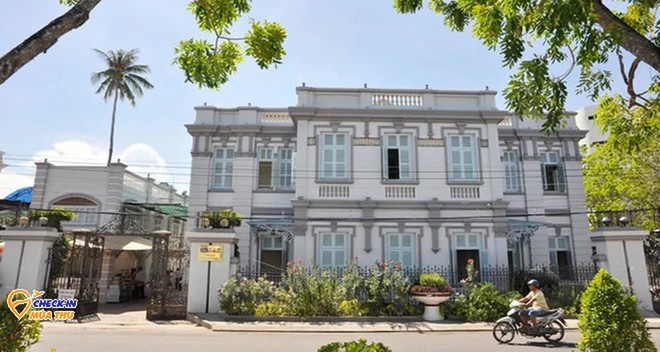 Ở Bạc Li&ecirc;u c&oacute; một nh&agrave; h&aacute;t kiến tr&uacute;c v&ocirc; c&ugrave;ng đặc biệt, lấy cảm hứng từ biểu tượng người Việt Nam - Ảnh 6.