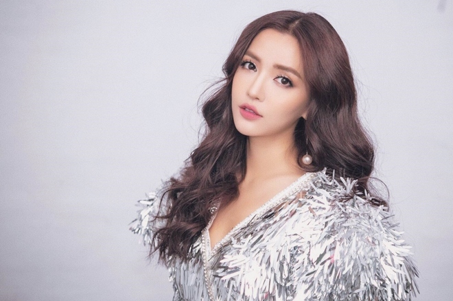 Đông Nhi, Bích Phương sẽ trình diễn trong đêm chung kết Miss Grand Vietnam 2022 - Ảnh 6.