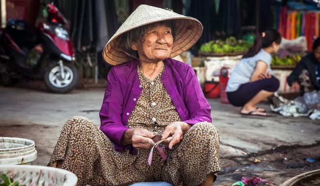 Nhà báo Anh choáng ngợp vì ẩm thực Nha Trang: Món ăn bình dị nhưng hương vị tuyệt đỉnh! - Ảnh 2.