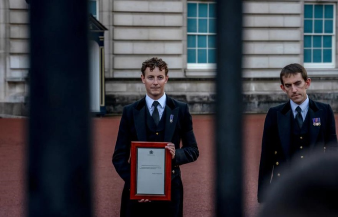 Ảnh: Thế giới tưởng niệm Nữ ho&agrave;ng Elizabeth II - Ảnh 3.