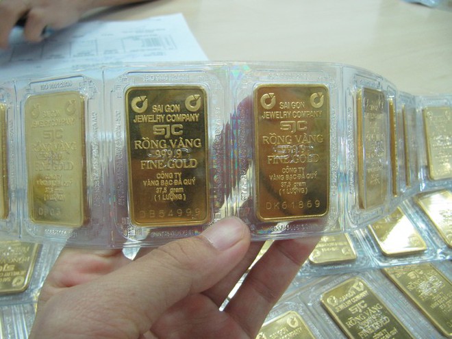 Người mua vàng SJC lãi bao nhiêu trên 1 lượng trong năm 2022? - Ảnh 1.