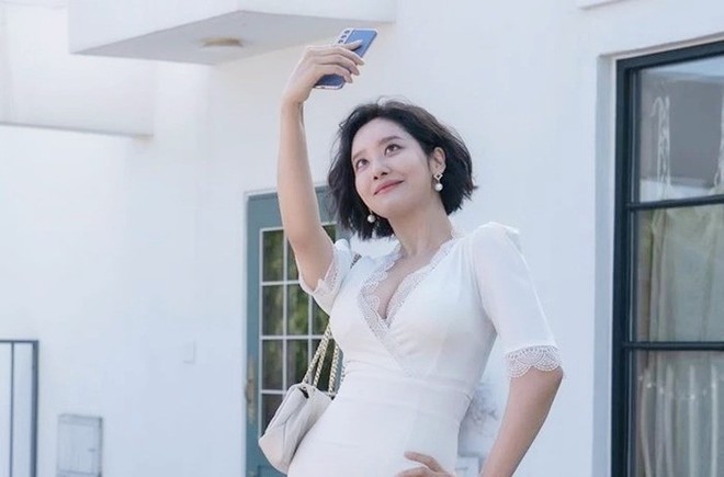 Nữ diễn viên được chú ý không kém Song Hye Kyo - Ảnh 2.