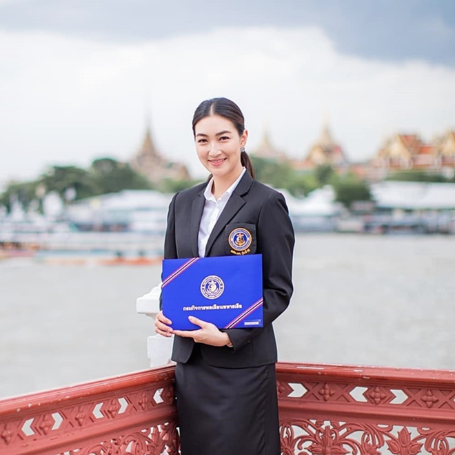 Pancake Khemanit: Nữ tiến sĩ đa tài của showbiz Thái Lan - Ảnh 5.