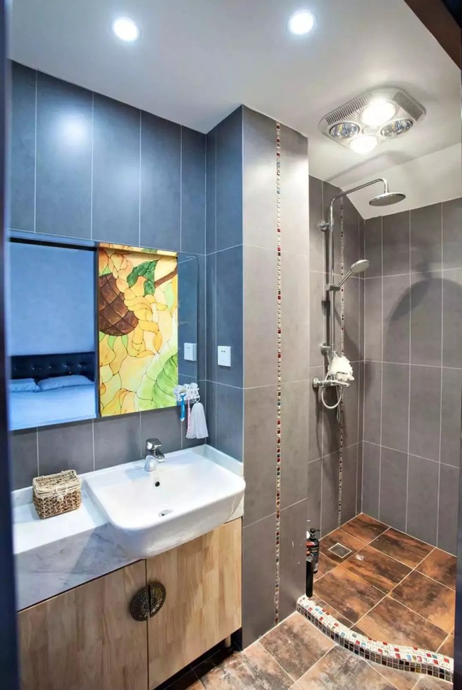 Ng&ocirc;i nh&agrave; phố 32m&sup2; chật hẹp bỗng biến th&agrave;nh kh&ocirc;ng gian s&aacute;ng sủa bất ngờ - Ảnh 4.