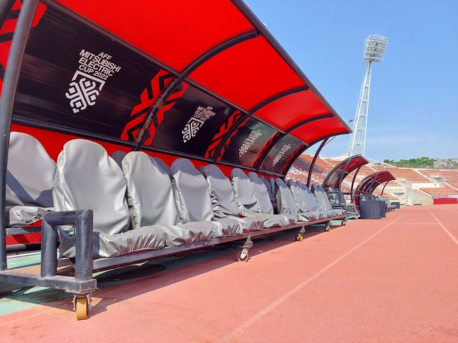 Cận cảnh SVĐ Thammasat: C&oacute; thật s&acirc;n của trận chung kết lượt về AFF Cup 2022 tốt hơn Mỹ Đ&igrave;nh? - Ảnh 8.