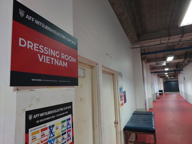 Cận cảnh SVĐ Thammasat: C&oacute; thật s&acirc;n của trận chung kết lượt về AFF Cup 2022 tốt hơn Mỹ Đ&igrave;nh? - Ảnh 15.
