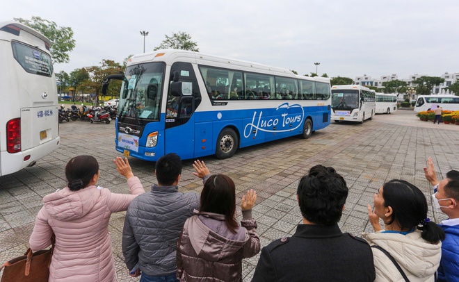 Chuyến xe 0 đồng mang Tết tới hàng ngàn công nhân: Quên hết vất vả, chỉ cần Tết được về nhà - Ảnh 11.