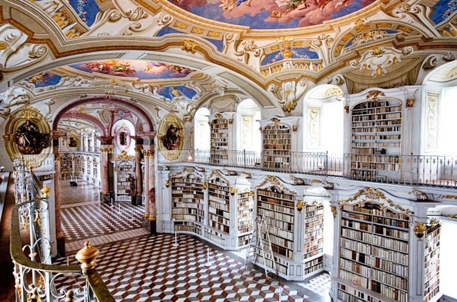 Khám phá thư viện cổ tích đẹp nhất thế giới ở tu viện nghìn năm lịch sử - Ảnh 2.