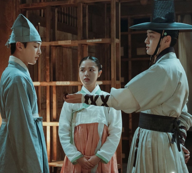 &ldquo;C&agrave;y phim&rdquo; xuy&ecirc;n Tết với Đi Đến Nơi C&oacute; Gi&oacute;, Tham Vọng Rực Lửa... - Ảnh 6.