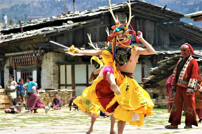 Khám phá truyền thống đón Tết cổ truyền của “vương quốc hạnh phúc nhất thế giới” Bhutan, liệu có khác biệt so với phần còn lại? - Ảnh 2.