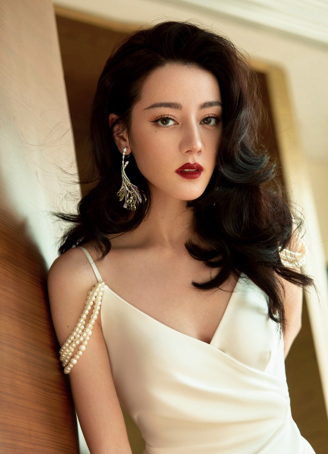 Top 10 nữ diễn viên đẹp nhất thế giới 2023: Nhiệt Ba lên ngôi No.1 ...
