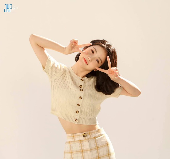 The Glory: &Aacute;c nữ g&acirc;y sốt lại l&agrave; nữ thần thanh xu&acirc;n, ngo&agrave;i đời vừa tươi tắn vừa đ&aacute;ng y&ecirc;u - Ảnh 8.