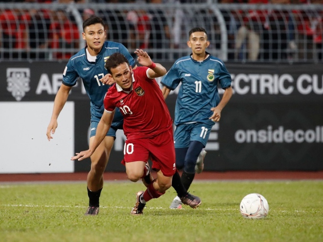 Đá 5 năm chỉ ghi 2 bàn, ngôi sao Indonesia từ bỏ giấc mơ châu Âu - Ảnh 1.