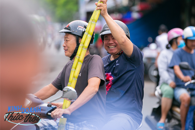 Kiếm hàng chục triệu chưa đầy 24 giờ nhờ phong tục mua mía vàng cúng vía Trời ở Sài Gòn - Ảnh 7.