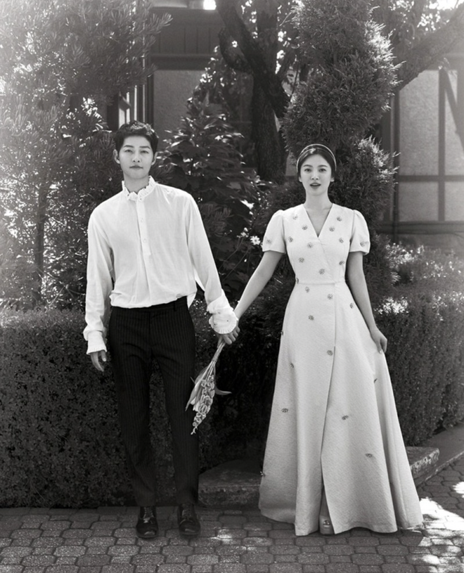 Lời thề nguyện của Song Joong Ki trong 2 lần kết hôn giống nhau đến lạ, chỉ có 1 điểm hoàn toàn khác biệt - Ảnh 6.