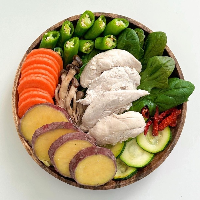 5 mẹo giảm c&acirc;n sau Tết hiệu quả cho n&agrave;ng c&ocirc;ng sở - Ảnh 2.