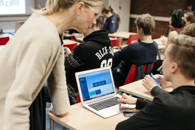 Nền giáo dục top đầu thế giới ở Phần Lan: Khắt khe với giáo viên, dễ dãi với học sinh - Ảnh 1.