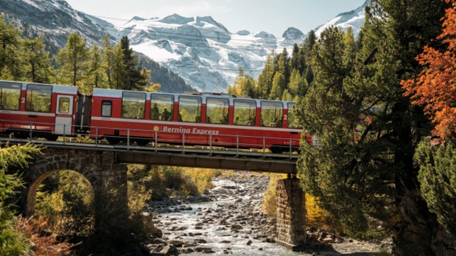 Những tuyến du lịch tàu hỏa đẹp nhất Thụy Sĩ - Ảnh 4.