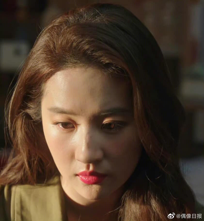 Lưu Diệc Phi g&acirc;y sốt với l&agrave;n da đẹp đỉnh ở tuổi 35, soi kĩ vẫn kh&ocirc;ng t&igrave;m ra khuyết điểm - Ảnh 7.