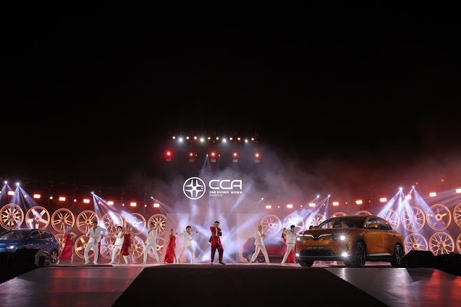 Những khoảnh khắc ấn tượng đêm Gala Car Choice Awards 2022: Bữa tiệc của xe, âm thanh và ánh sáng - Ảnh 8.