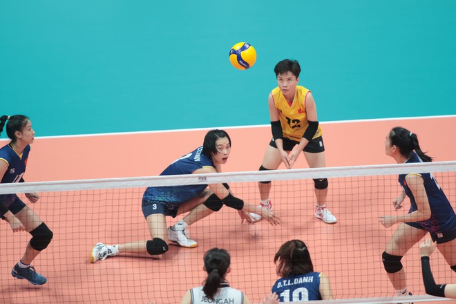 Nh&igrave;n lại chiến thắng đau tim của b&oacute;ng chuyền nữ Việt Nam trước H&agrave;n Quốc - Ảnh 6.