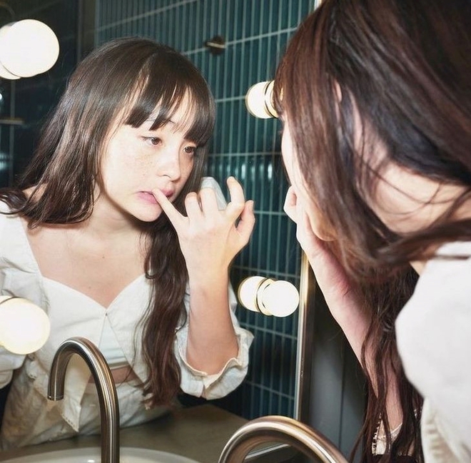 Ung thư rất dễ &ldquo;ngụy trang&rdquo; dưới h&igrave;nh dạng của 4 loại mụn n&agrave;y - Ảnh 2.