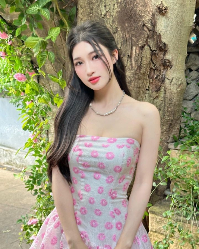 &Aacute; hậu Phương Nhi khoe visual đ&aacute;nh bật d&agrave;n đối thủ, ch&iacute;nh thức nhập cuộc đua Miss International - Ảnh 4.