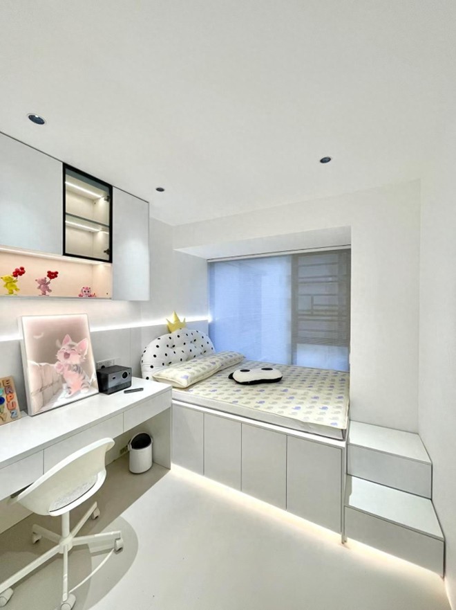 Căn hộ 98m2 full m&agrave;u trắng khiến ai nh&igrave;n cũng ngỡ ng&agrave;ng v&igrave; tối giản qu&aacute; mức, gia chủ thậm ch&iacute; kh&ocirc;ng c&oacute; TV - Ảnh 9.