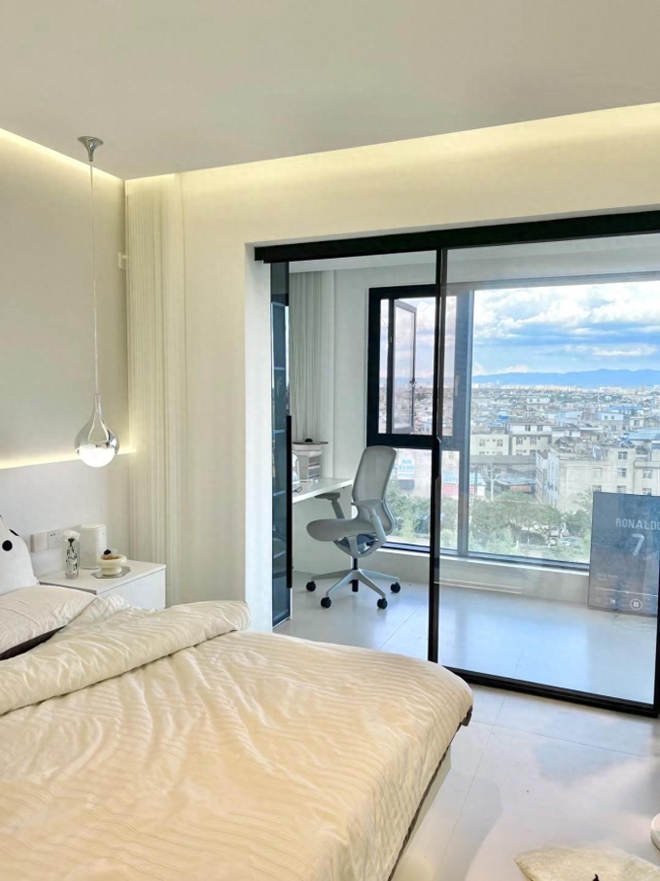 Căn hộ 98m2 full m&agrave;u trắng khiến ai nh&igrave;n cũng ngỡ ng&agrave;ng v&igrave; tối giản qu&aacute; mức, gia chủ thậm ch&iacute; kh&ocirc;ng c&oacute; TV - Ảnh 8.