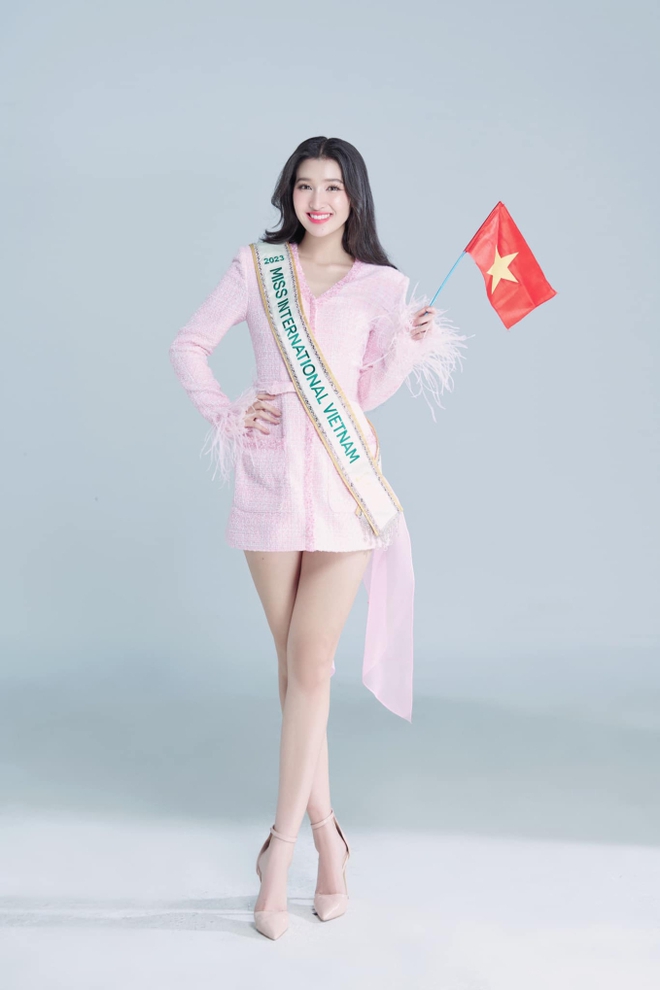 Phương Nhi lên đường chinh chiến Miss International: Nhan sắc ngọt ngào, Mai Phương - Bảo Ngọc cùng dàn hậu đến tiễn - Ảnh 5.