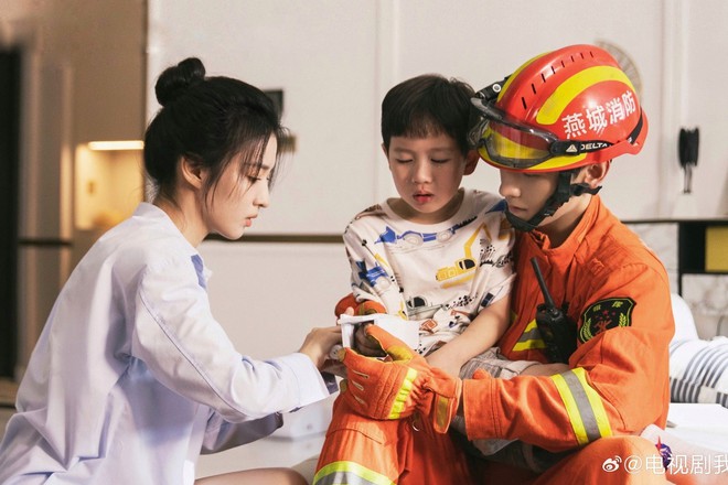 10 bộ phim truyền h&igrave;nh bị ch&ecirc; đầu voi đu&ocirc;i chuột nhất 2023 - Ảnh 3.