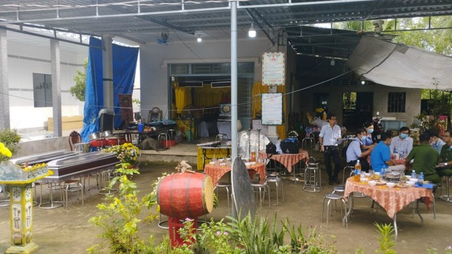 Tiền Giang: Khẩn trương điều tra vụ gia đ&igrave;nh 2 người tử vong nghi bị ngộ độc - Ảnh 1.