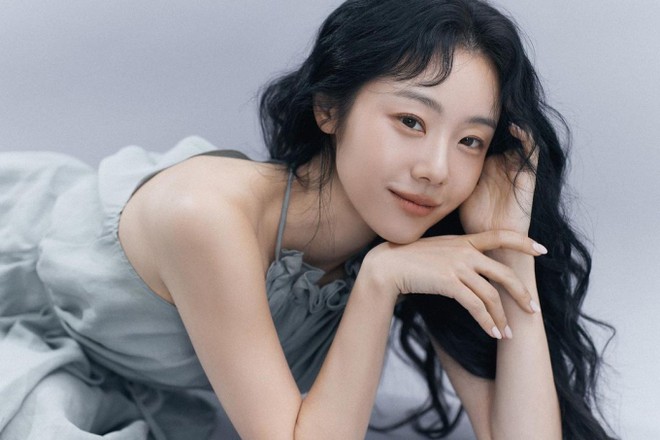 Ngỡ ng&agrave;ng profile mỹ nh&acirc;n Khi Hoa Tr&agrave; Nở: Tốt nghiệp thạc sĩ Đại học Seoul, bố l&agrave; cựu chủ tịch hiệp hội thi&ecirc;n t&agrave;i - Ảnh 2.