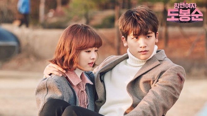 Lộ chi tiết phim giả tình thật của cặp đôi vừa tái hợp sau 6 năm, đến Song Hye Kyo cũng thả tim - Ảnh 1.