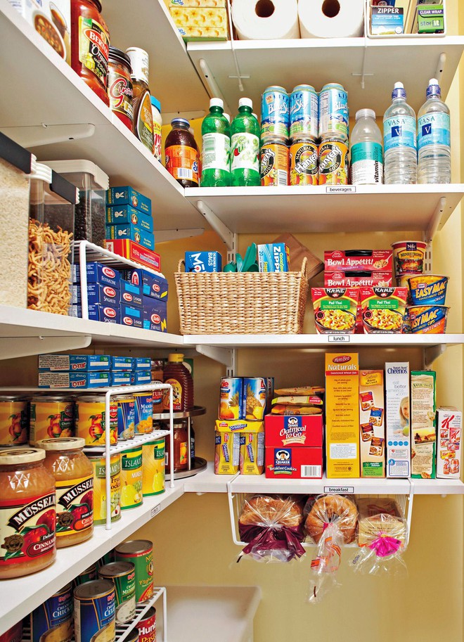 Cách sắp xếp đồ hộp trong tủ đựng thức ăn gọn gàng và khoa học - Ảnh 4.