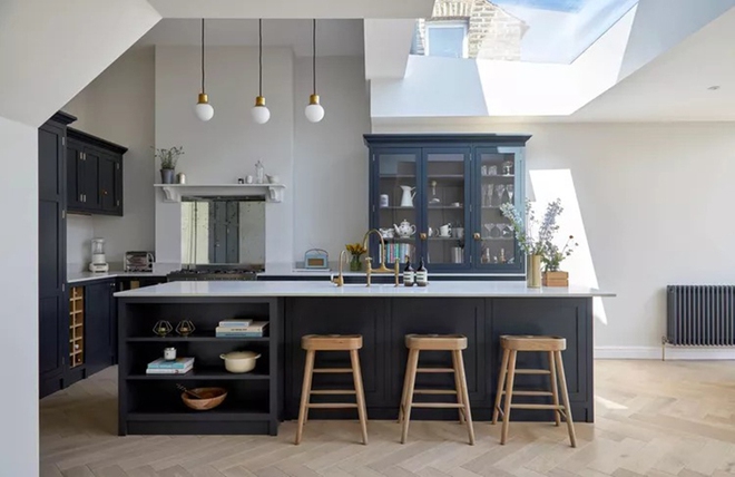 Đảo bếp t&iacute;ch hợp bồn rửa - thiết kế bạn nhất định phải thử cho căn bếp gia đ&igrave;nh - Ảnh 9.