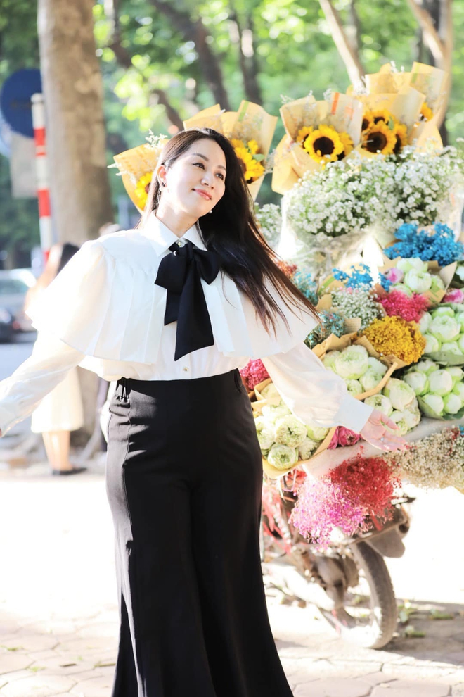 Khánh Thi quyến rũ đến mê hồn trong bức ảnh kỷ niệm 'mùa hoa đẹp nhất' ở Hà Nội
