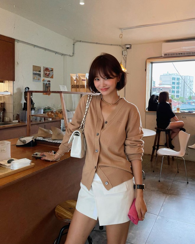 Gợi ý 10 set đồ xinh tươi, lên hình sống ảo tuyệt đẹp cho nàng đi chơi 20/10 - Ảnh 4.