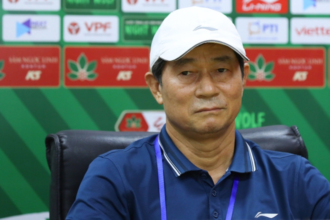 Cựu trợ lý thầy Park: “Tuyển Việt Nam cần đá với đội mạnh như Hàn Quốc, đừng đấu đội yếu chỉ để thắng lấy vui” - Ảnh 4.