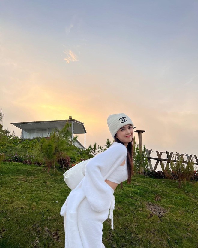 Người mẫu Ngọc Trinh vừa bị c&ocirc;ng bắt tạm giam từng nổ mua 11ha đất L&acirc;m Đồng trong cơn sốt đất - Ảnh 1.