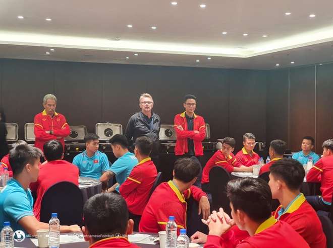 Cựu trợ lý thầy Park: “Tuyển Việt Nam cần đá với đội mạnh như Hàn Quốc, đừng đấu đội yếu chỉ để thắng lấy vui” - Ảnh 3.