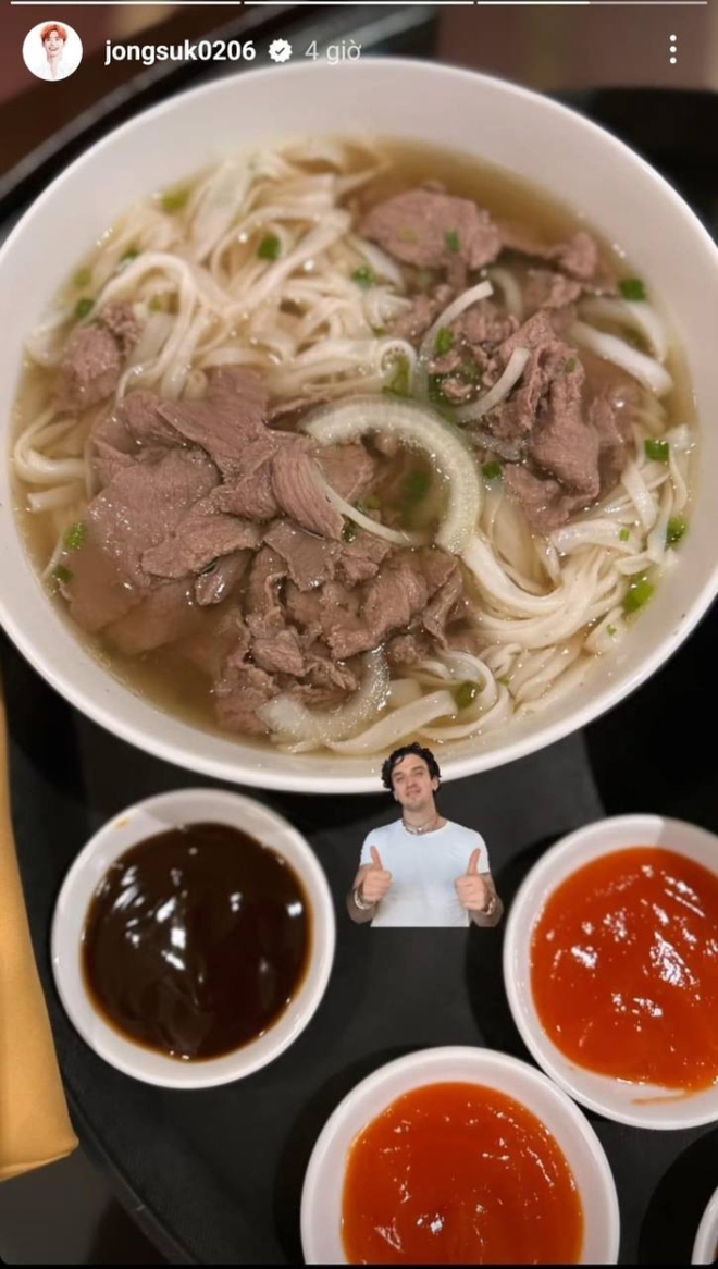 Lee Jong Suk quá say mê món Việt: thích ăn bánh mì và phở nhất, muốn thử món cơm tấm trứ danh mà fan gợi ý - Ảnh 2.