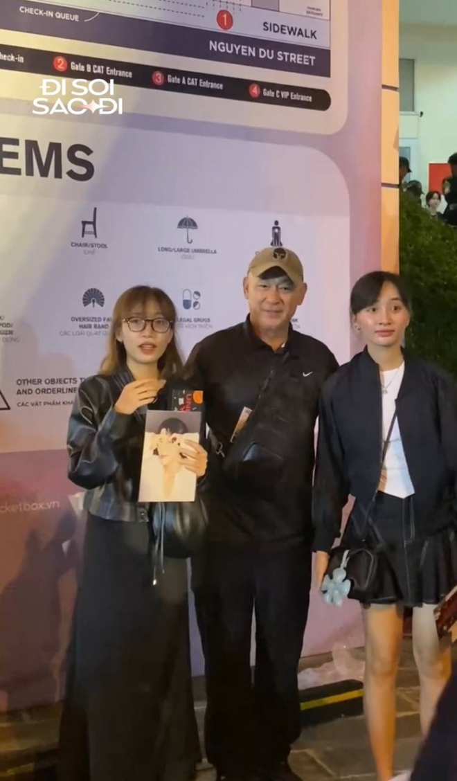 Cuối tuần bận rộn của vệ sĩ quốc d&acirc;n: Từ họp b&aacute;o BamBam lập tức ra s&acirc;n bay đ&oacute;n Super Junior, h&ocirc;m sau lại hộ tống Mỹ T&acirc;m - Ảnh 8.