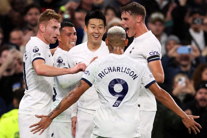 Son Heung Min ghi bàn và kiến tạo, Tottenham tiếp tục dẫn đầu Ngoại hạng Anh - Ảnh 1.