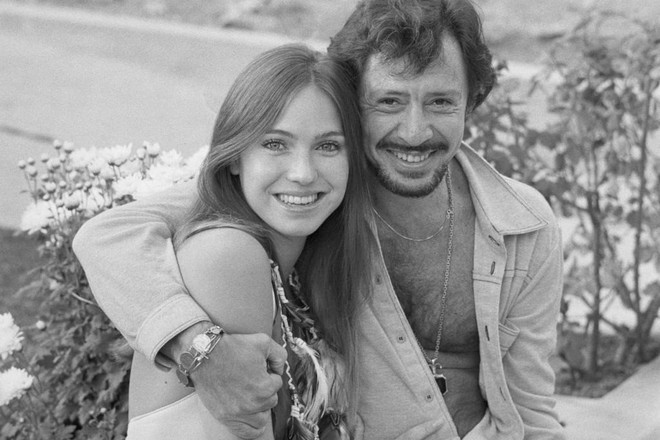 Mối t&igrave;nh nồng ch&aacute;y của em g&aacute;i Nữ ho&agrave;ng Anh v&agrave; si&ecirc;u sao Hollywood - Ảnh 1.
