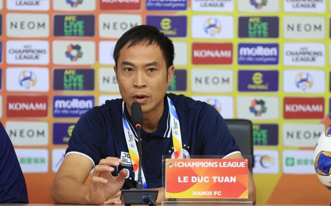 Hà Nội FC thua liên tiếp 3 trận, HLV Lê Đức Tuấn khen học trò tinh thần tốt lên - Ảnh 1.