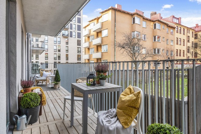 Căn hộ 54m2 c&oacute; ban c&ocirc;ng nối từ ph&ograve;ng kh&aacute;ch sang ph&ograve;ng ngủ si&ecirc;u tho&aacute;ng - Ảnh 11.