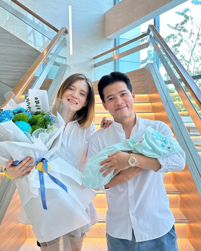 Chuyện tiền nong sau khi đ&oacute;n con đầu l&ograve;ng - Ảnh 1.
