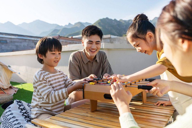 7 thứ bố mẹ càng mạnh tay chịu chi bao nhiêu, tương lai con càng thành công rực rỡ bấy nhiêu - Ảnh 1.